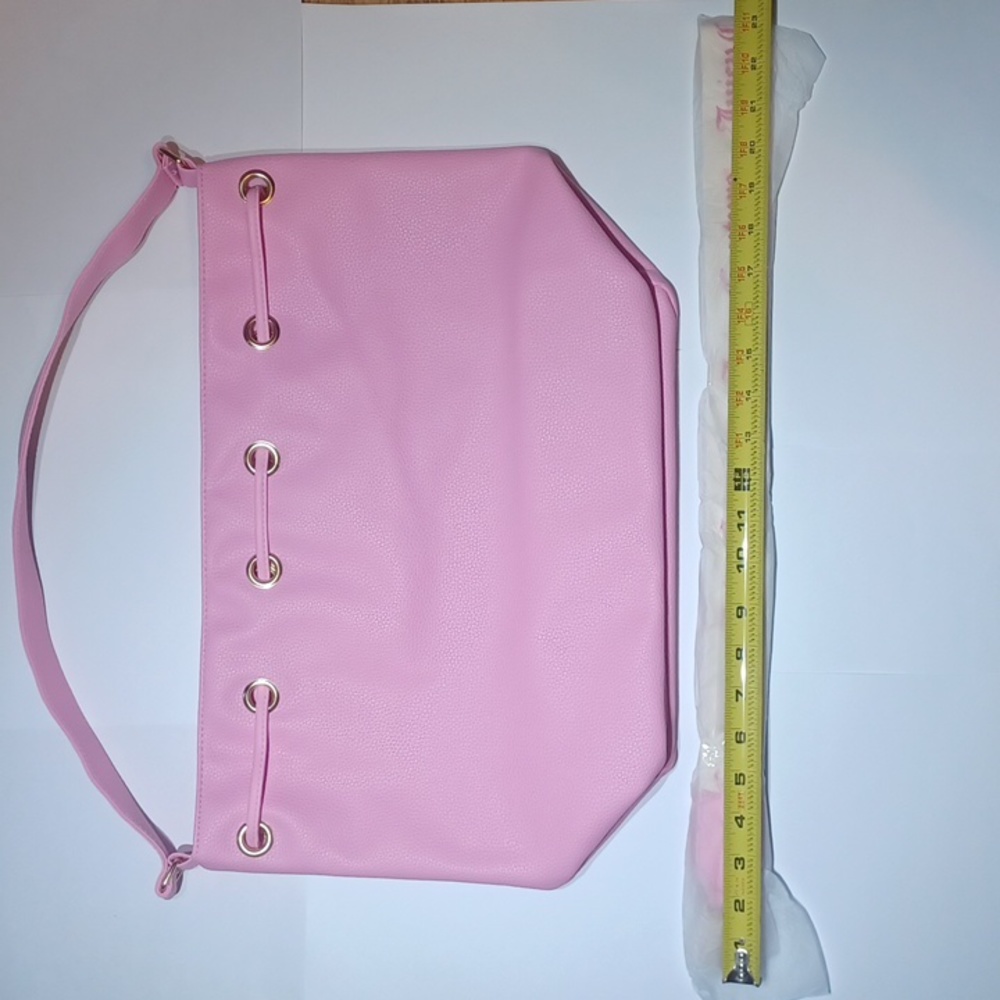Juicy Couture Bucket Bag NWOT - Picture 7 of 8
